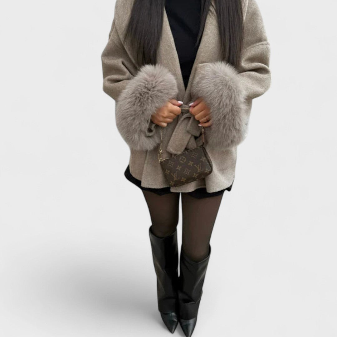 Woolcat – Manteau élégant avec des détails en fausse fourrure