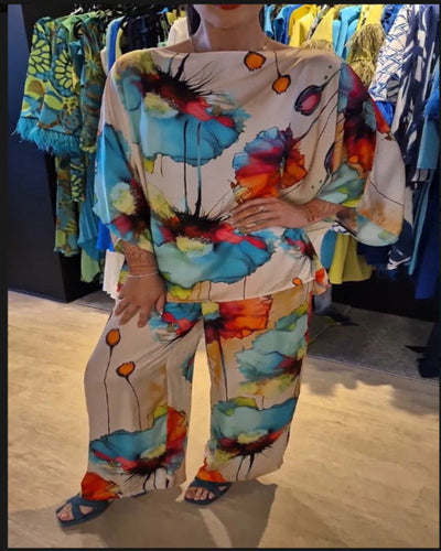 Isabella™ Colourful Harmony Outfit